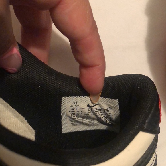 75th Anniversary Nike Dunk and Niki Diamond collab. - Picture 7 of 7